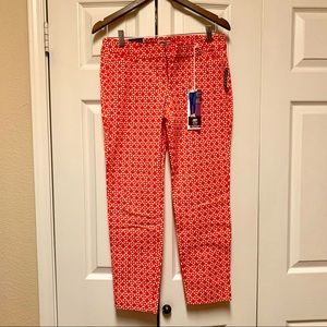 NWT Old Navy salmon pink with white flower print ankle pants